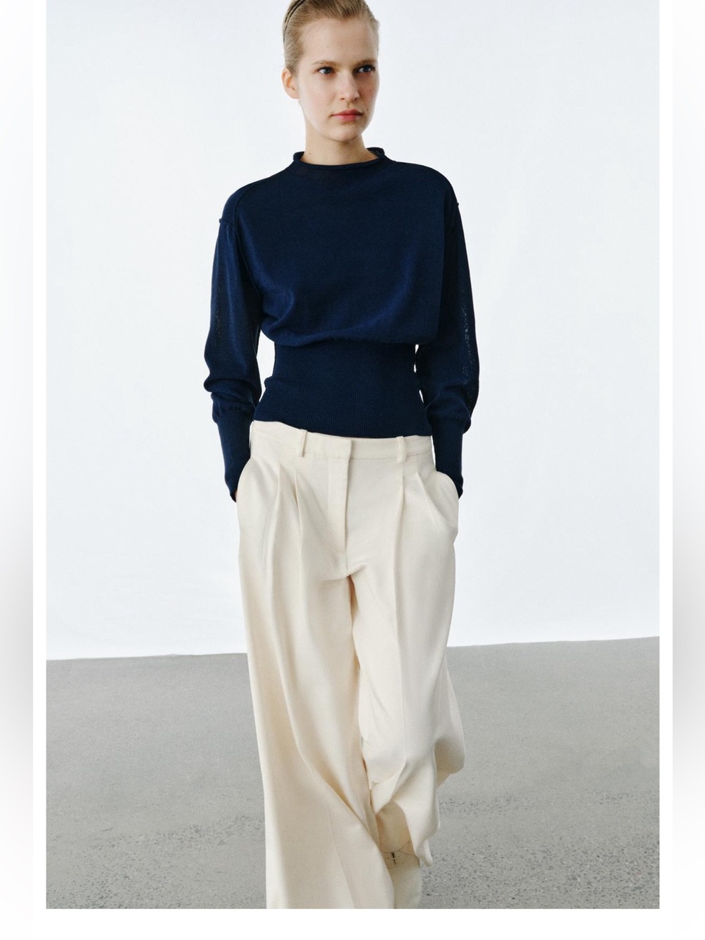 Zara Navy Long-Sleeve Knit Sweater